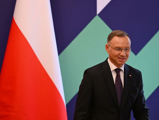 CBOS: Andrzej Duda, Mateusz Morawiecki, Rafał Trzaskowski i Mariusz Błaszczak - liderami rankingu zaufania polityków