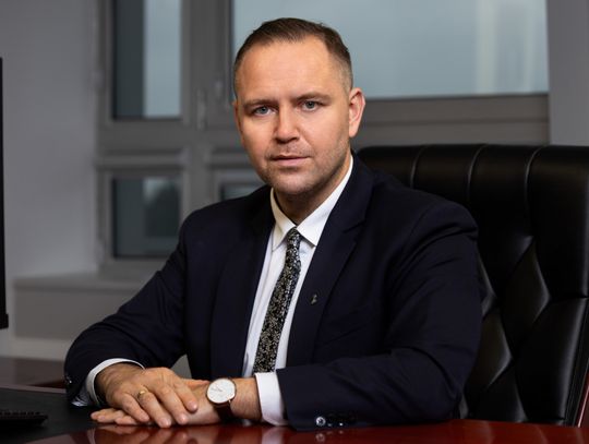 CBOS: Nawrocki liderem zaufania; tuż za nim ex aequo Kosiniak-Kamysz i Sikorski CBOS: Nawrocki liderem zaufania; tuż za nim ex aequo Kosiniak-Kamysz i Sikorski