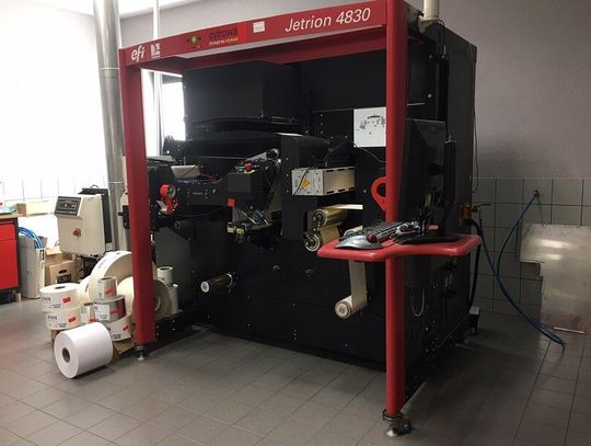 Cyfrowa drukarnia etykiet samoprzylepnych