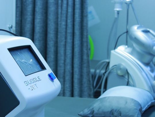 Cyfrowa rewolucja zmienia służbę zdrowia… Ale nie w Polsce