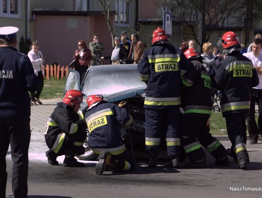 Cztery osoby poszkodowane w wypadku na ulicy Ogrodowej