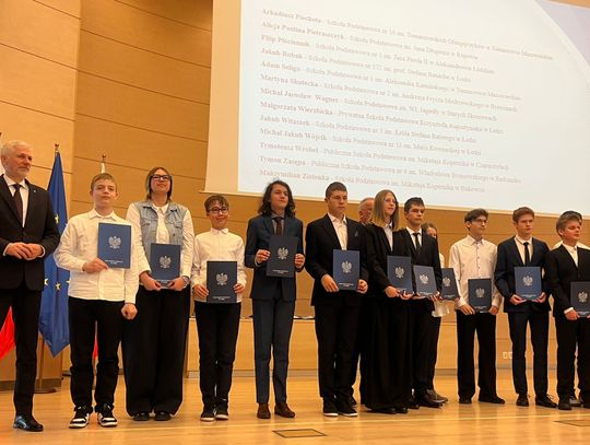 Czworo uczniów z Tomaszowa Mazowieckiego w gronie laureatów wojewódzkich konkursów