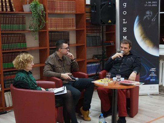  „Czytanie wzmacnia”