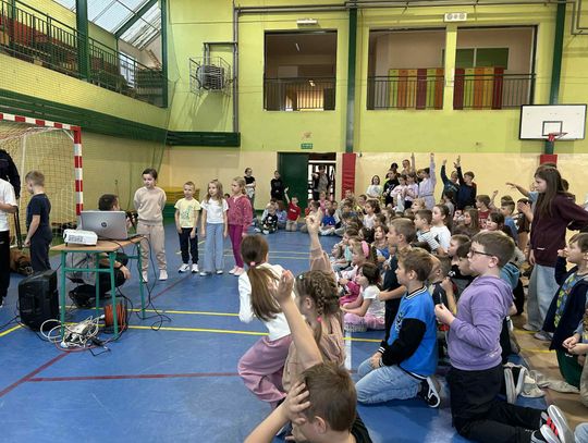 Szkoła Podstawowa nr 6 w konkursie „ODBLASKOWA SZKOŁA 2025”