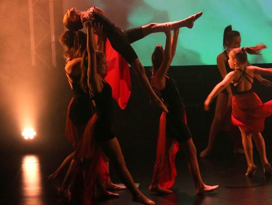 Dance Dance Dance...