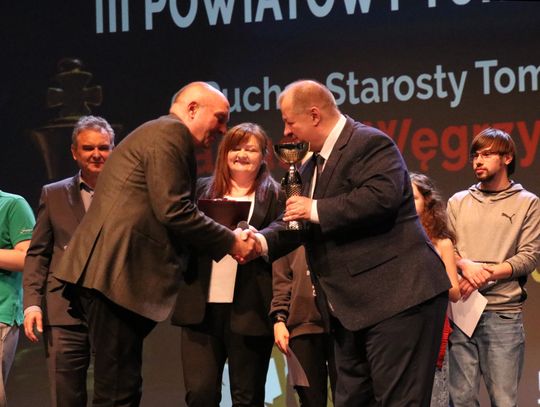 Dariusz Sejdak zwycięzcą trzeciej edycji Powiatowego Turnieju Szachowego