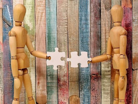 Darmowa komunikacja? Opieka medyczna bez kolejek? Sprawdź jakie przywileje przysługują Dawcy szpiku!