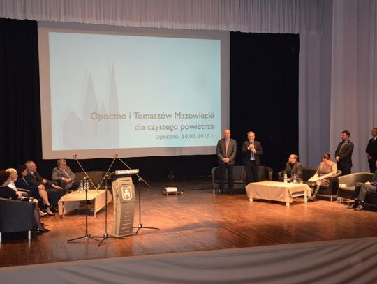 Debatowali o czystości powietrza