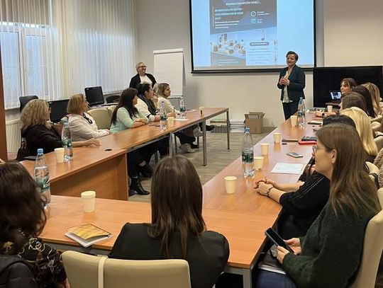 Dni Pracodawców 2025 w tomaszowskim „pośredniaku”. Od rozmowy o kompetencjach do wspólnego działania Dni Pracodawców 2025 w tomaszowskim „pośredniaku”. Od rozmowy o kompetencjach do wspólnego działania