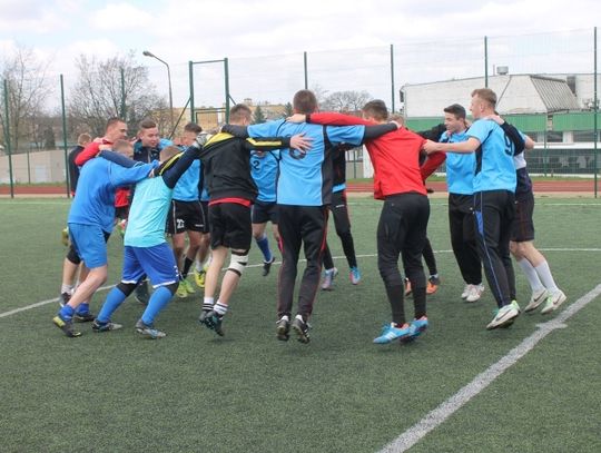 Dobra passa piłkarzy „Gastronomika” trwa…