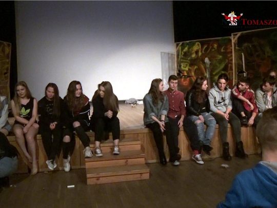 &quot;Dopalacze - życia wypalacze&quot; i &quot;Droga donikąd&quot;