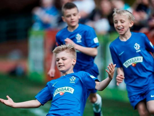 Droga do marzeń i piłkarskiej przygody. Wystartowały zapisy do XX edycji Turnieju „Z Podwórka na Stadion o Puchar Tymbarku”