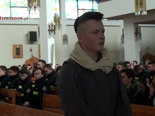 Droga krzyżowa w wykonaniu uczniów ZSP nr 3