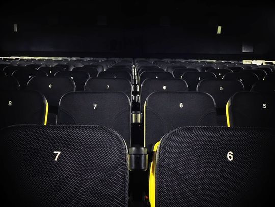 Dwie mroczne premiery w Heliosie