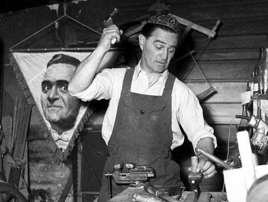 Dymsza w bibliotece!