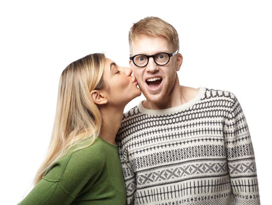 Dzień Niespodziewanego Całusa, czyli święto, które potrafi zresetować także wtorek