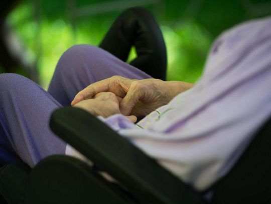 Eksperci: coraz trudniejsza sytuacja hospicjów w Polsce