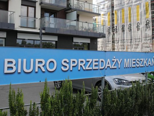 Eksperci: wg prognoz wysokość rat kredytów mieszkaniowych będzie spadać, a ich dostępność rosnąć
