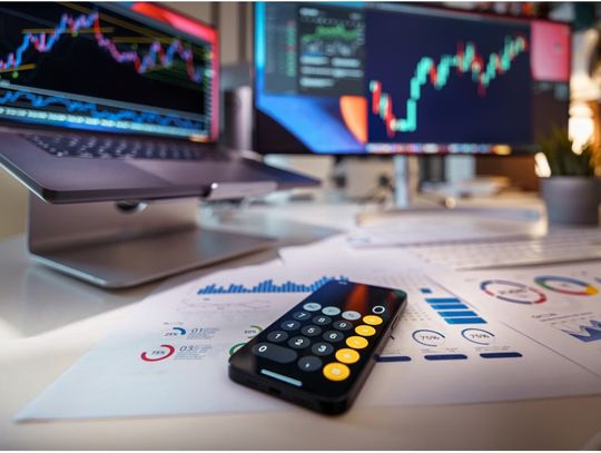 Ekspercka recenzja strategii Forex Finansero dla początkujących