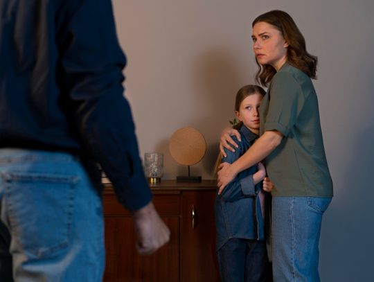 Ekspertka o Niebieskiej Karcie: zgłaszanie przemocy to nie donos (wywiad)