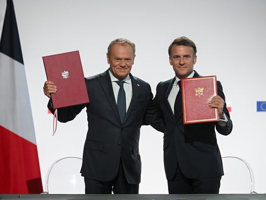 Emmanuel Macron i Donald Tusk podpisali traktat polsko-francuski