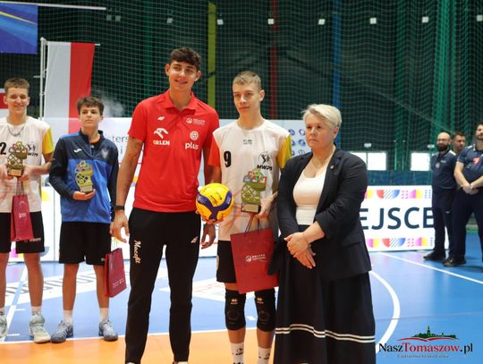 Finał siatkarskiej rywalizacji w Arenie Lodowej. Tomaszów gościł młodych zawodników z całej Polski