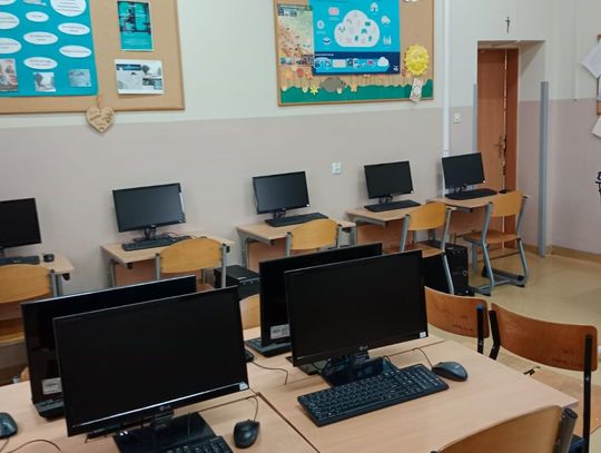 Gmina Ujazd inwestuje w nowoczesną edukację Gmina Ujazd inwestuje w nowoczesną edukację