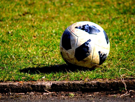 III liga: Lider traci punkty, wicelider coraz bliżej