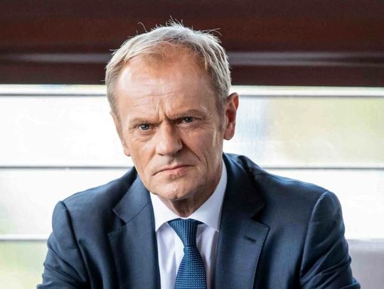 Interia: Donald Tusk zatrzymany przez policję; stracił prawo jazdy