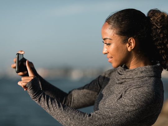 Jak robić dobre zdjęcia smartfonem? Nie musisz być profesjonalnym fotografem! Wskazówki