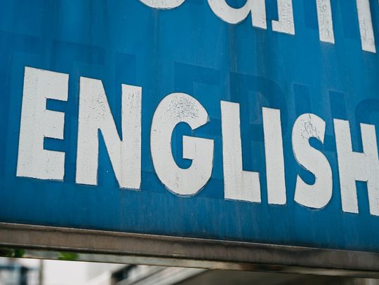 Jak wygląda proces tłumaczenia przysięgłego z angielskiego? Krok po kroku Jak wygląda proces tłumaczenia przysięgłego z angielskiego? Krok po kroku