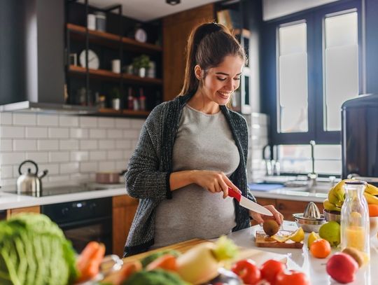 Jakie suplementy warto przyjmować w ciąży?