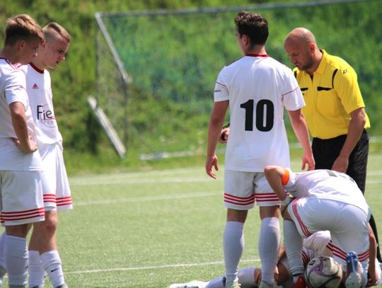 Juniorzy ze zwycięstwem