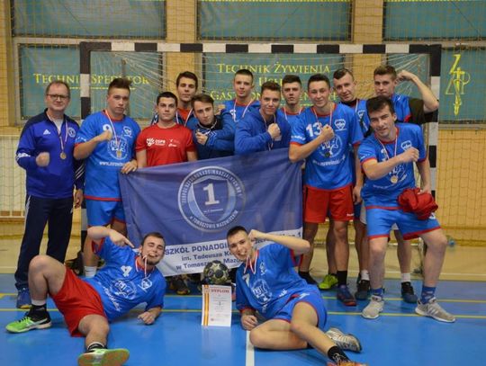 Karne zdecydowały o mistrzostwie województwa łódzkiego !!!