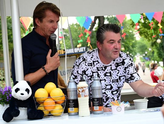 Karol Okrasa dzielił się z tomaszowianami swoją kulinarną wiedzą 