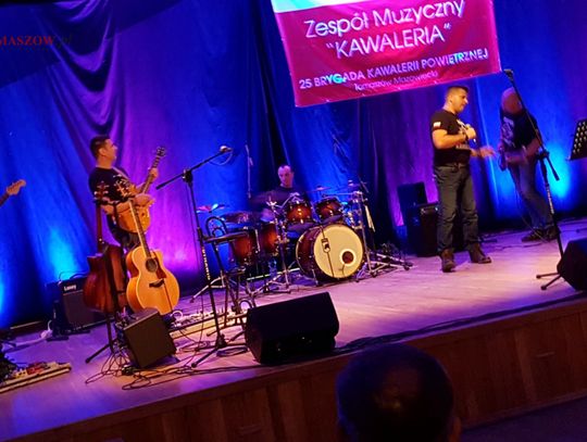 "Kawaleria" na rockowo "Kawaleria" na rockowo