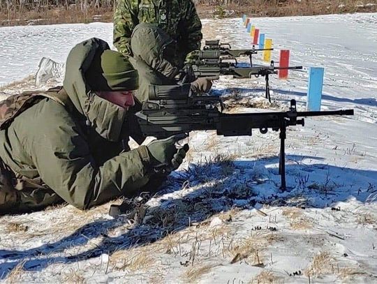 Kawalerzyści trenują razem z Kanadyjczykami zimowe walki 