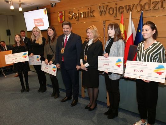 Klaudia Stańdo laureatką konkursu malarskiego ŁDK