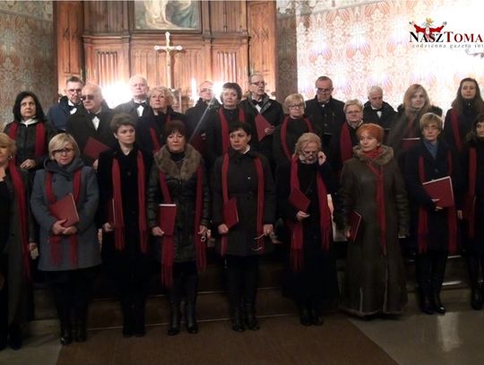 Koncert Chóru Miejskiego w Kościele Zbawiciela w Tomaszowie Mazowieckim