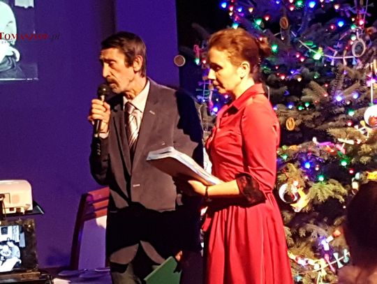 Koncert "Wigilia pokoleń - jedna tradycja" w GOK-u w Ujeździe Koncert "Wigilia pokoleń - jedna tradycja" w GOK-u w Ujeździe