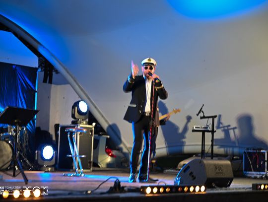 Koncert wspomnień nad Pilicą – Krzysztof Jankowski przypomniał przeboje Krzysztofa Krawczyka