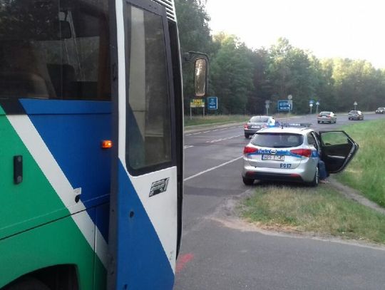 Kontrole autobusów i trzeźwości kierujących