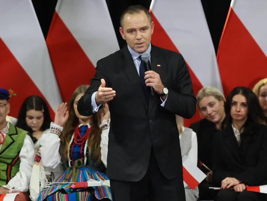 Konwencja, czy konferencja. PiS w najniższej cenie