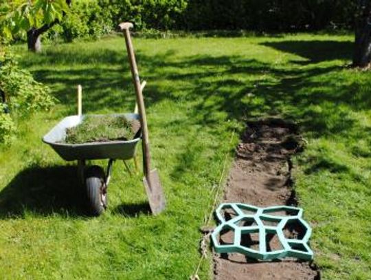 Kto i po co jeździ jeszcze na działkę? Kim jest przeciętny polski działkowiec?