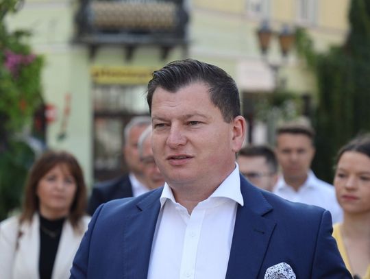 Kucharski bierze się za pracowników Urzędu i... nie tylko