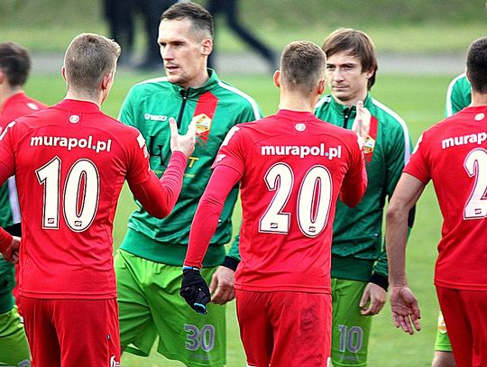 (LIVE): Lechia wciąż w grze o awans. Smuda wygwizdany!