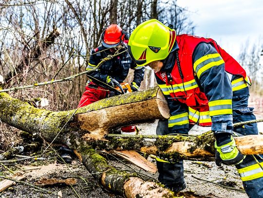 Łódzkie/ Ponad 300 interwencji straży pożarnej po intensywnych opadach