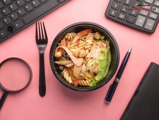 Lunch do pracy — jak jeść zdrowo w ciągu dnia bez chaosu