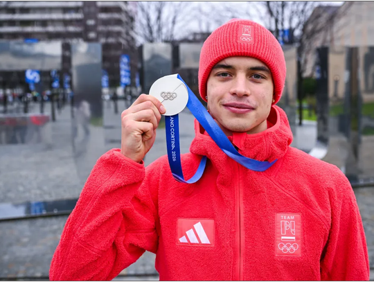 Łyżwiarstwo szybkie – Semirunnij zastanawia się, komu oddać medal Łyżwiarstwo szybkie – Semirunnij zastanawia się, komu oddać medal