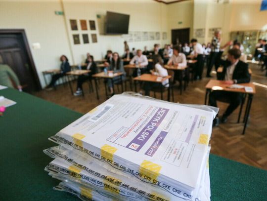 Maturzyści pisali o nadziei w trudnych czasach lub o wpływie błędnej oceny na życie Maturzyści pisali o nadziei w trudnych czasach lub o wpływie błędnej oceny na życie
